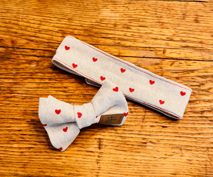 Hundehalstuch | Fell in Love – Herzkollektion | Liebesfell