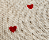 Hundehalstuch | Fell in Love – Herzkollektion | Liebesfell