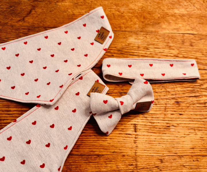 Hundehalstuch | Fell in Love – Herzkollektion | Liebesfell