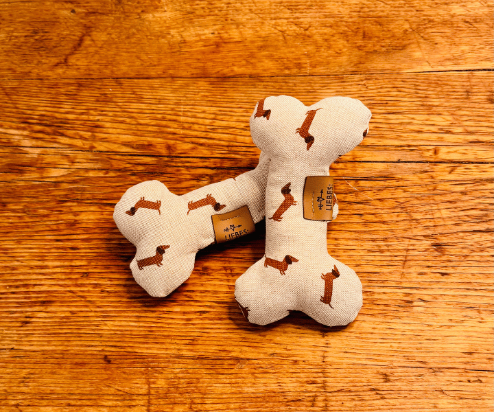Hundespielzeug | Dackelstolz | Knochen | LIMITED EDITION | Liebesfell