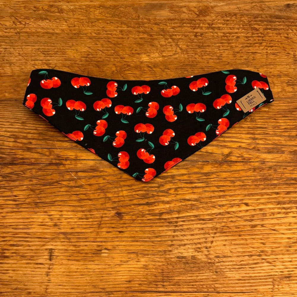 Hundehalstuch | gemustert | Kirsche | schwarz | rot | LIEBESFELL